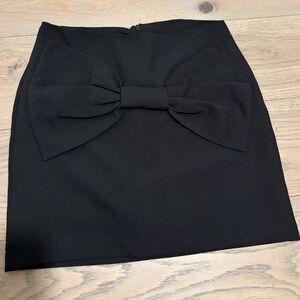 A&DD Moda Feminina Black Bow Mini Skirt Small
